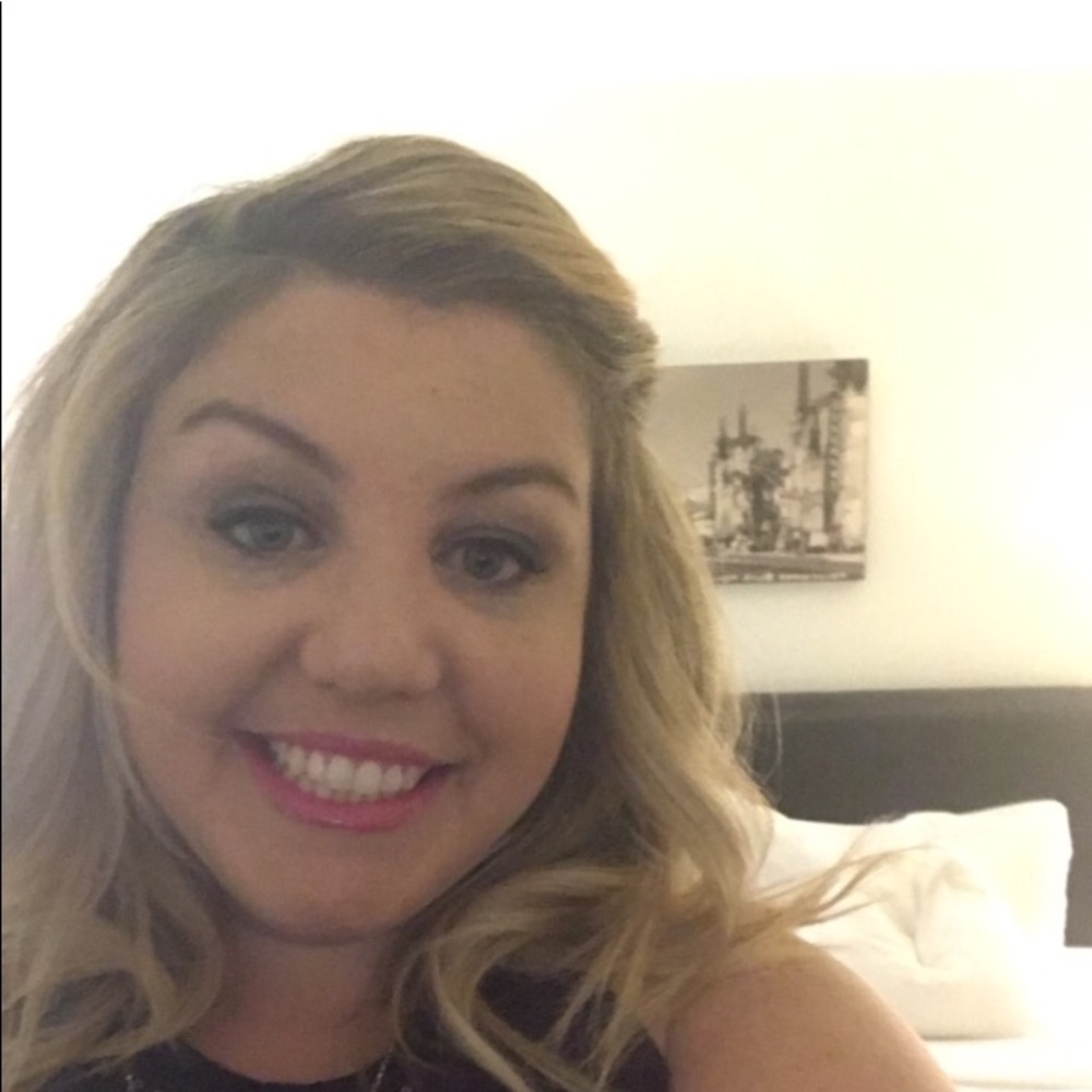 Meet your Posher, Anna